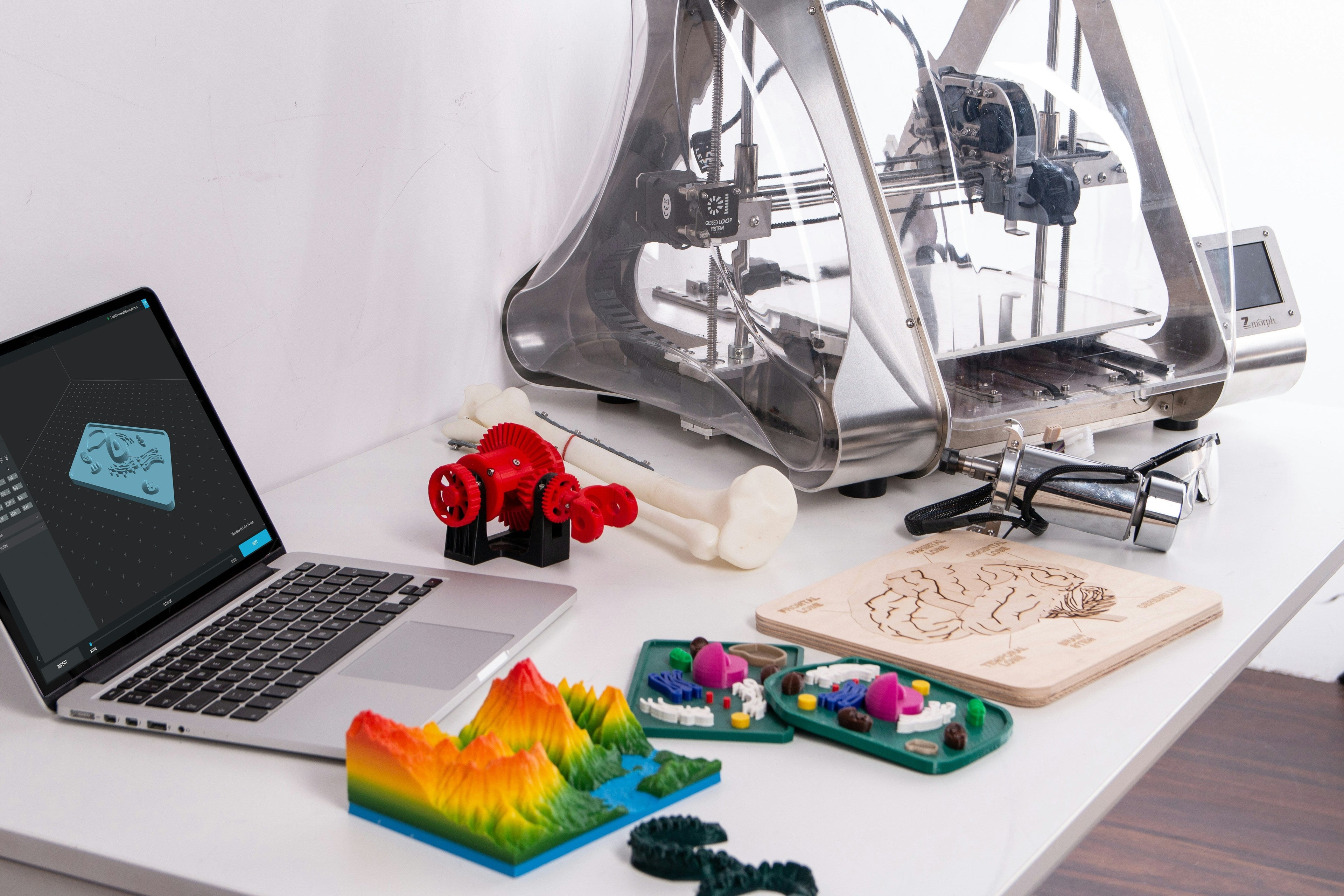 Custom 3D Prints - So Genius IO