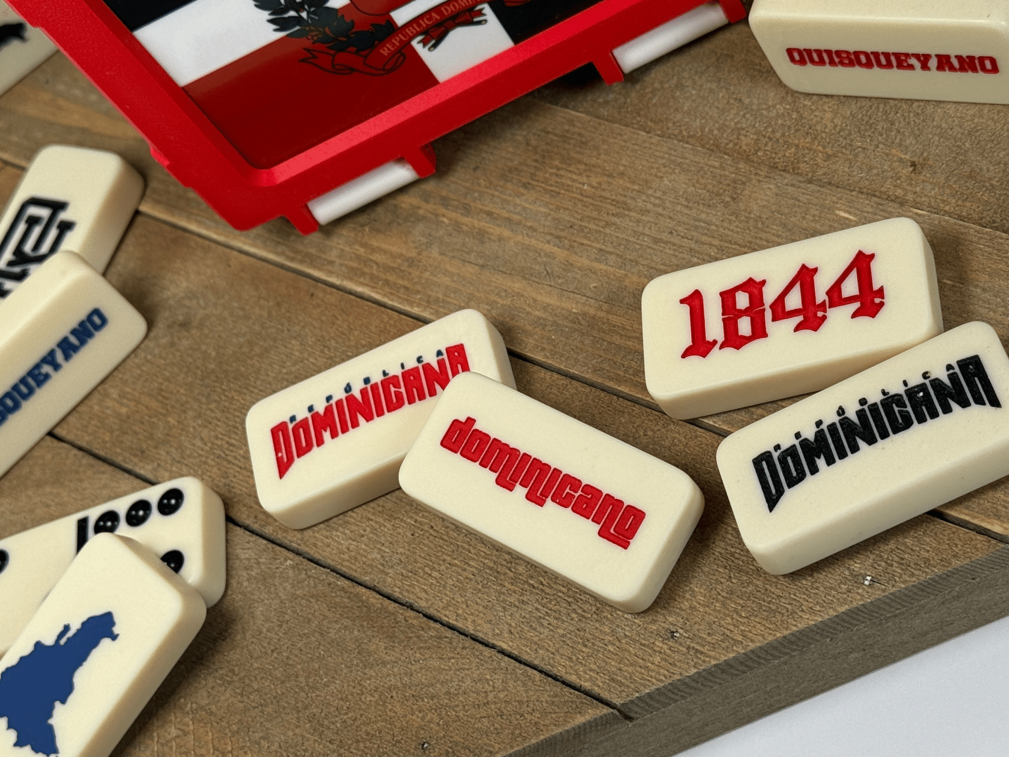 Dominican Republic Domino Set - So Genius IO