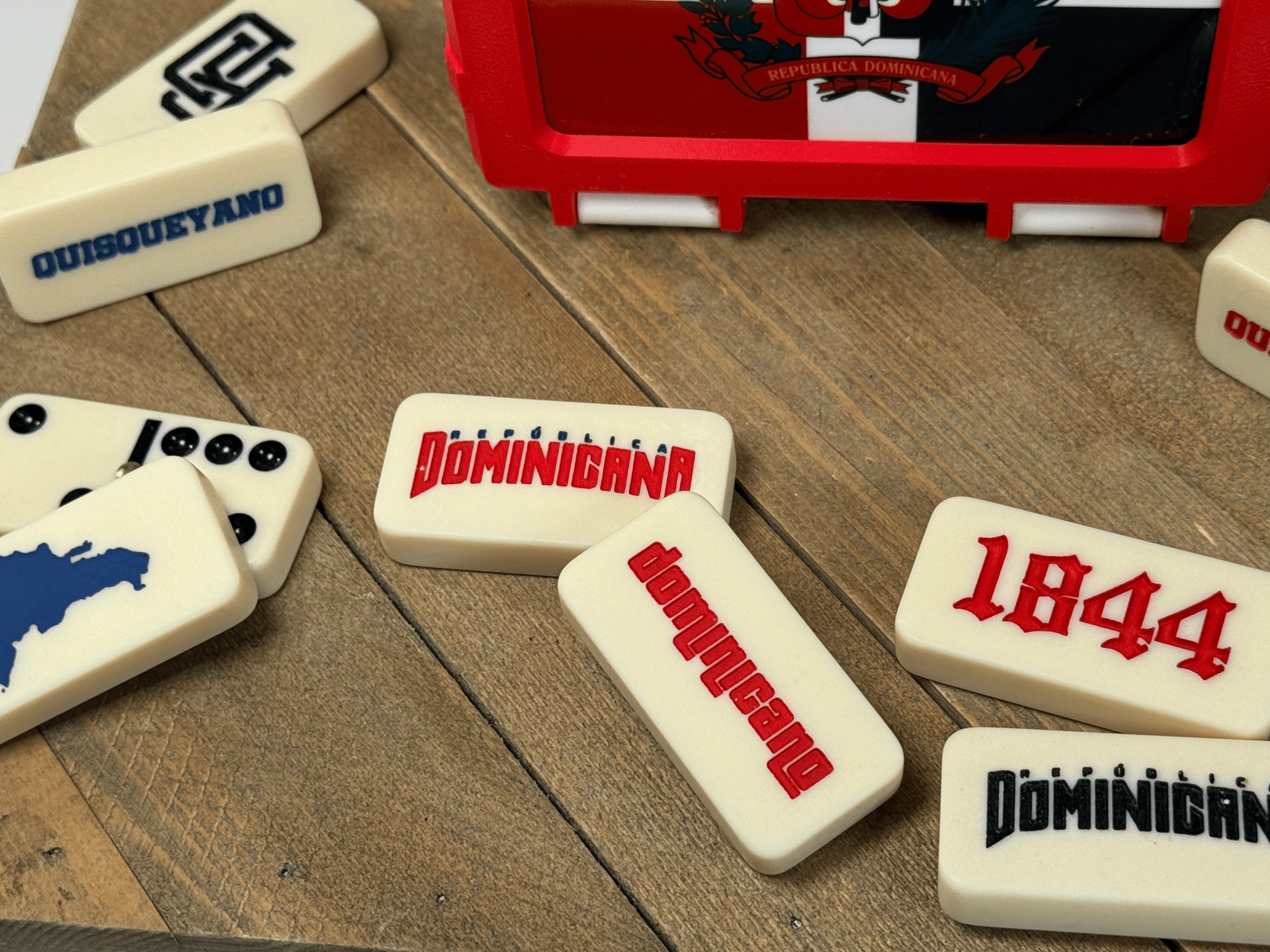 Dominican Republic Domino Set - So Genius IO