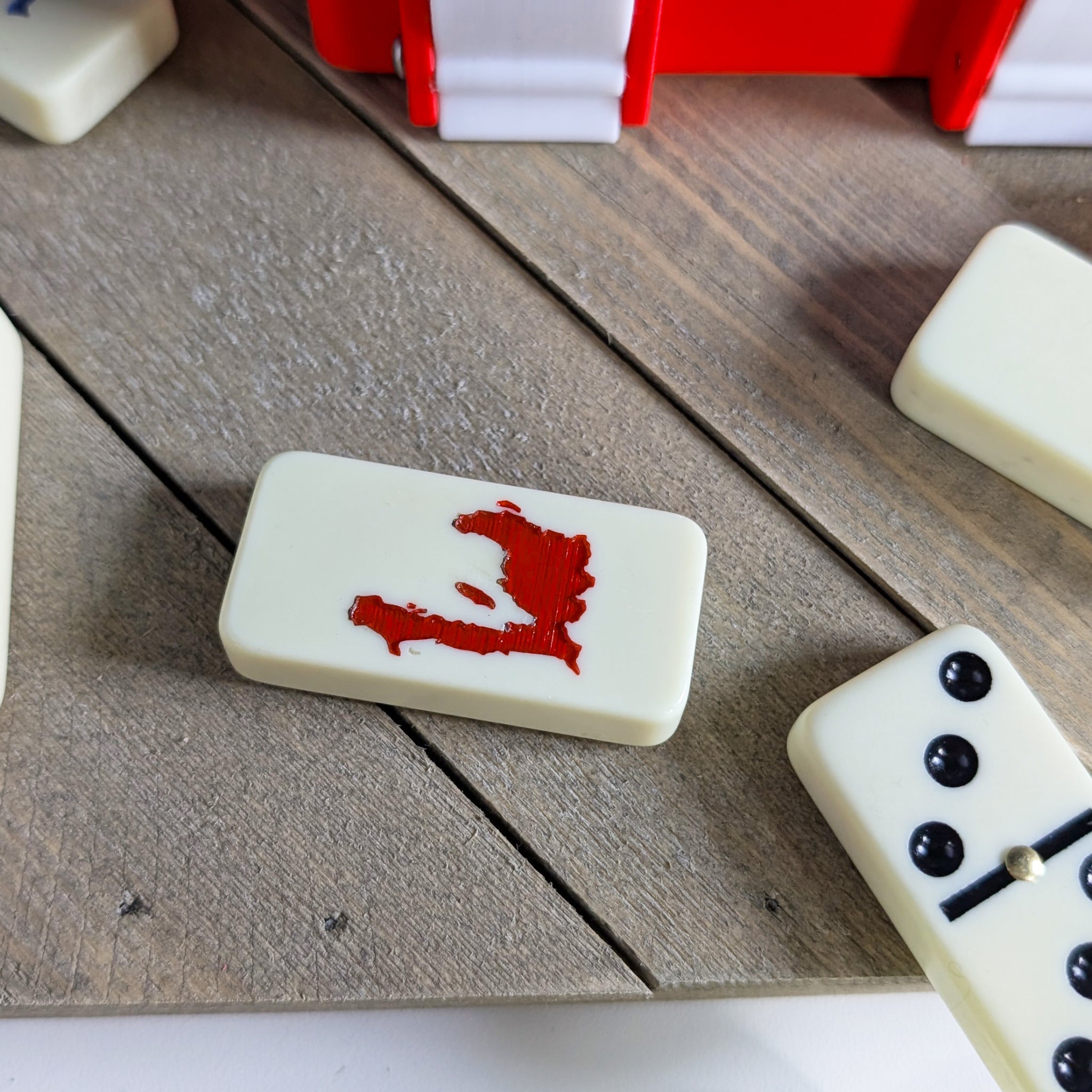 Haitian Flag Domino Set - So Genius IO