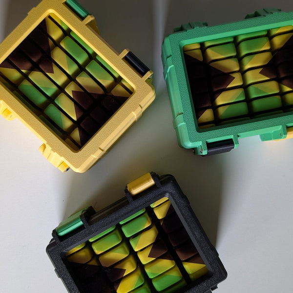 Jamaican Flag Domino Set - So Genius IO