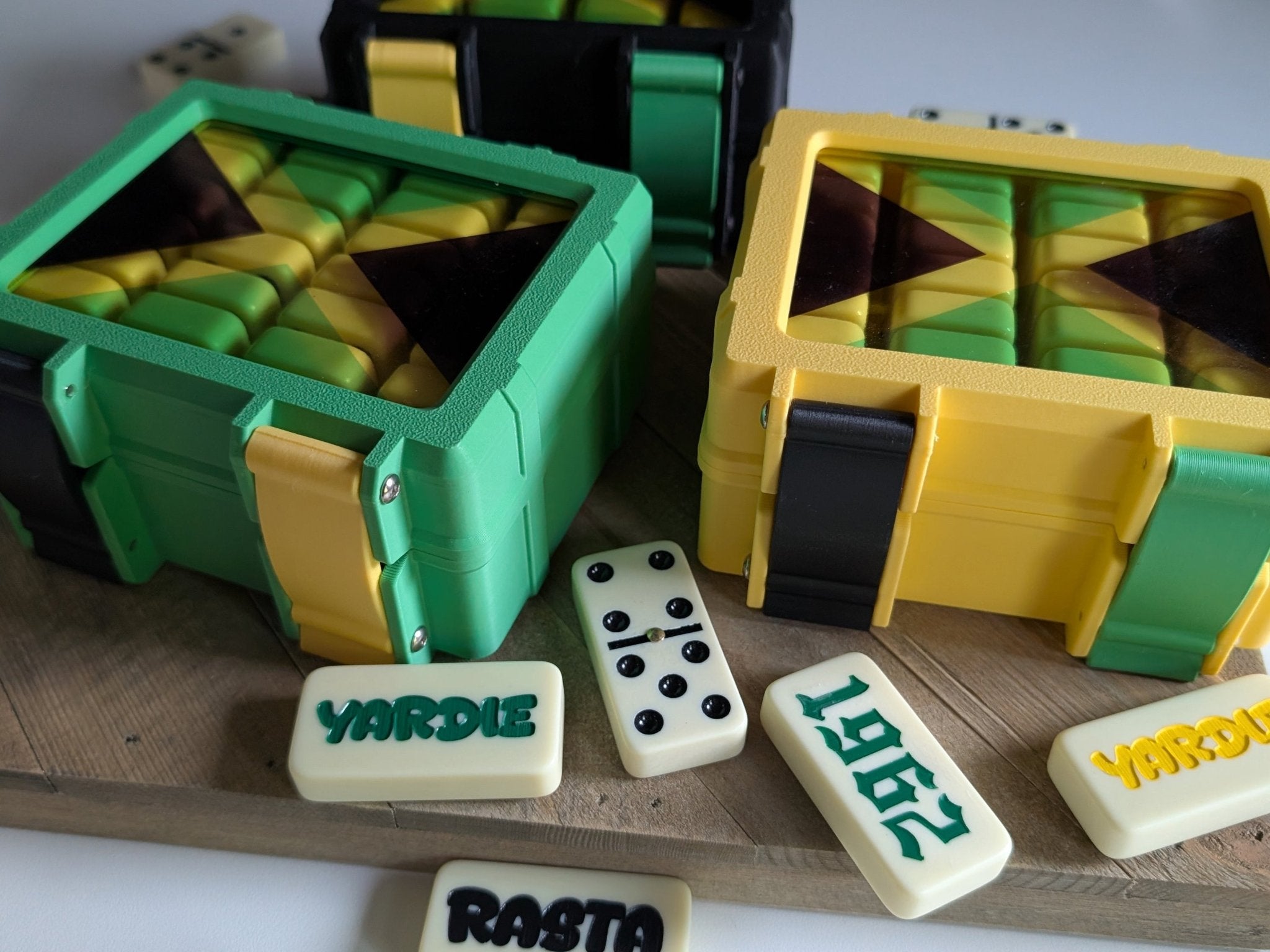 Jamaican Flag Domino Set - So Genius IO