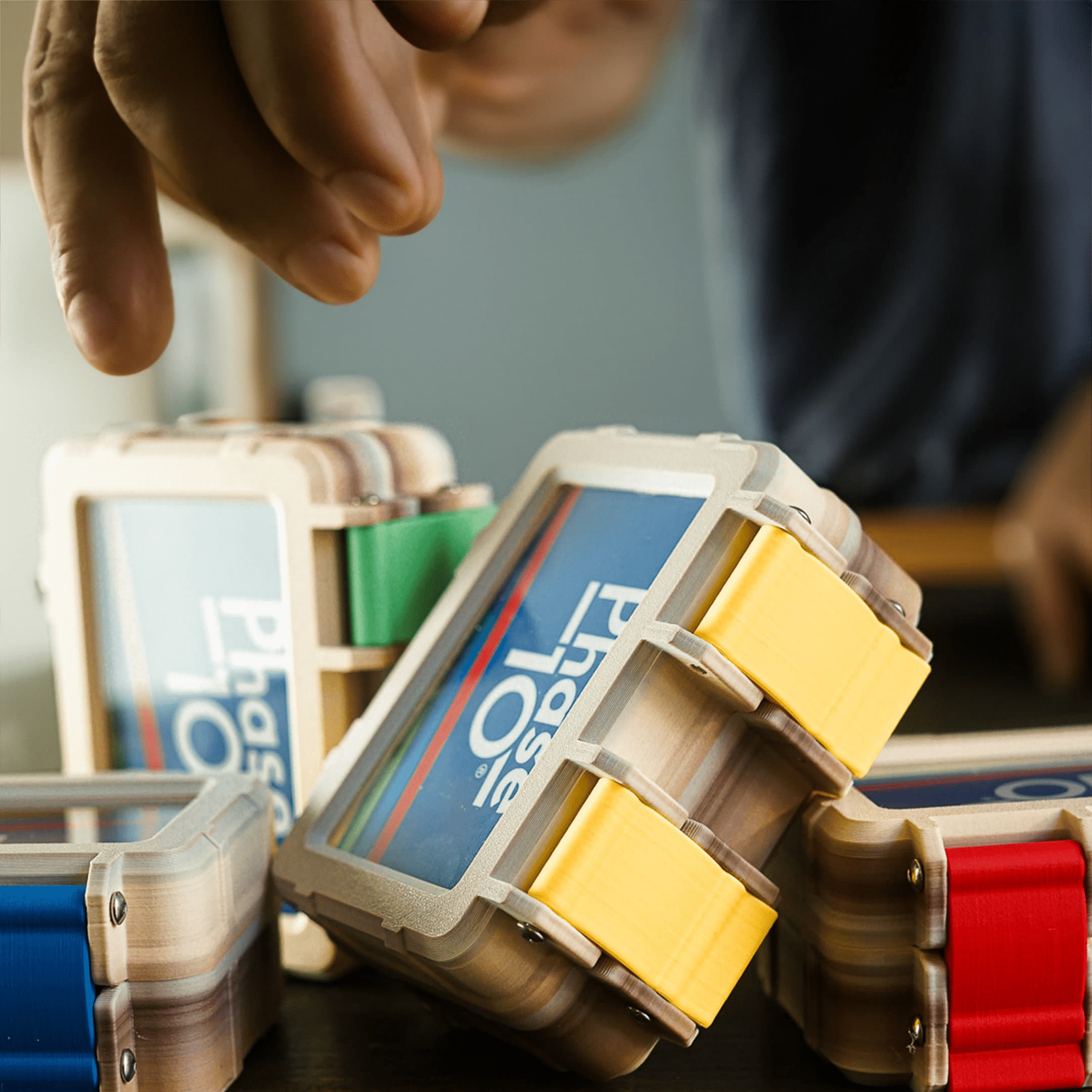 Deck Box for Uno / Phase10 Cards - So Genius IO