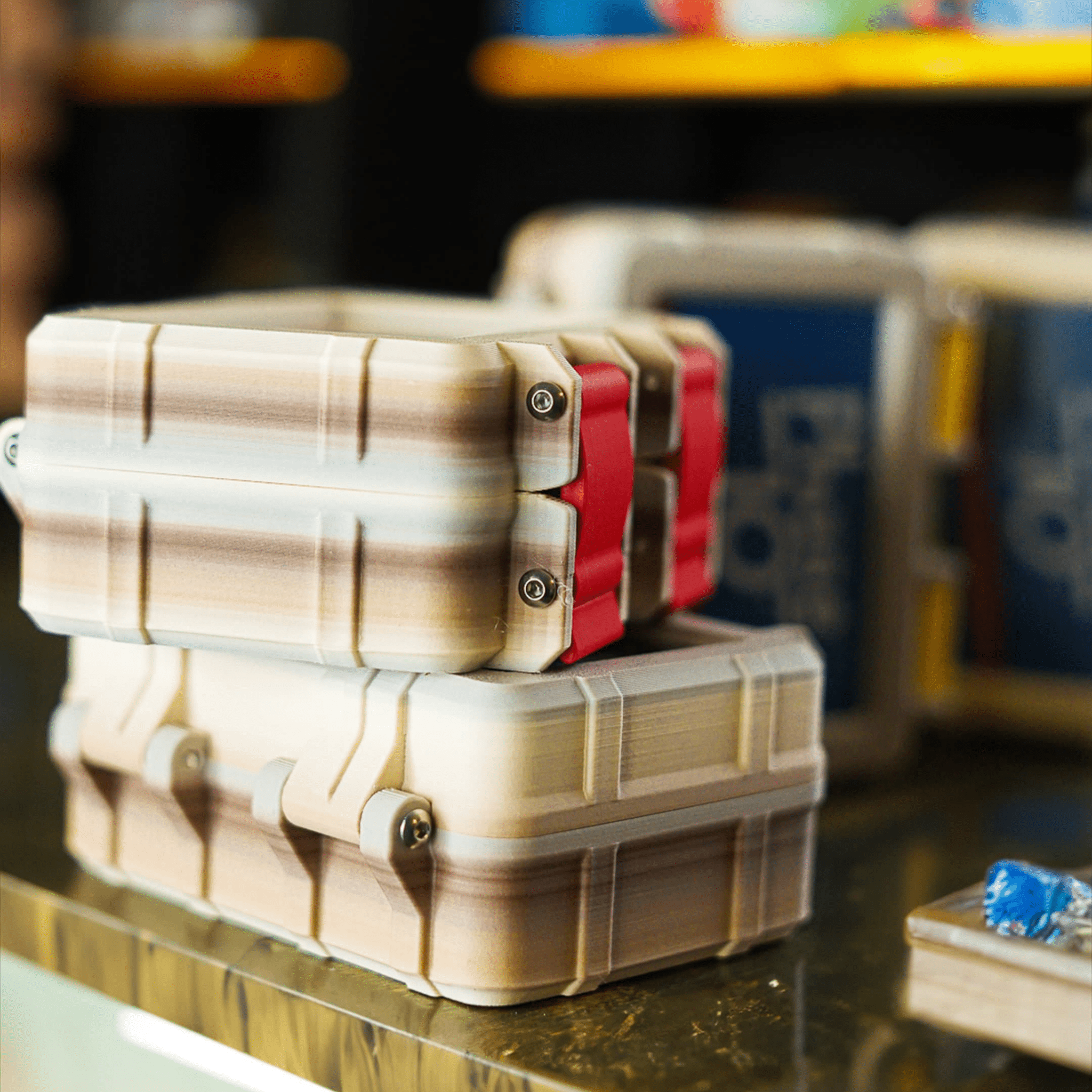 Deck Box for Uno / Phase10 Cards - So Genius IO